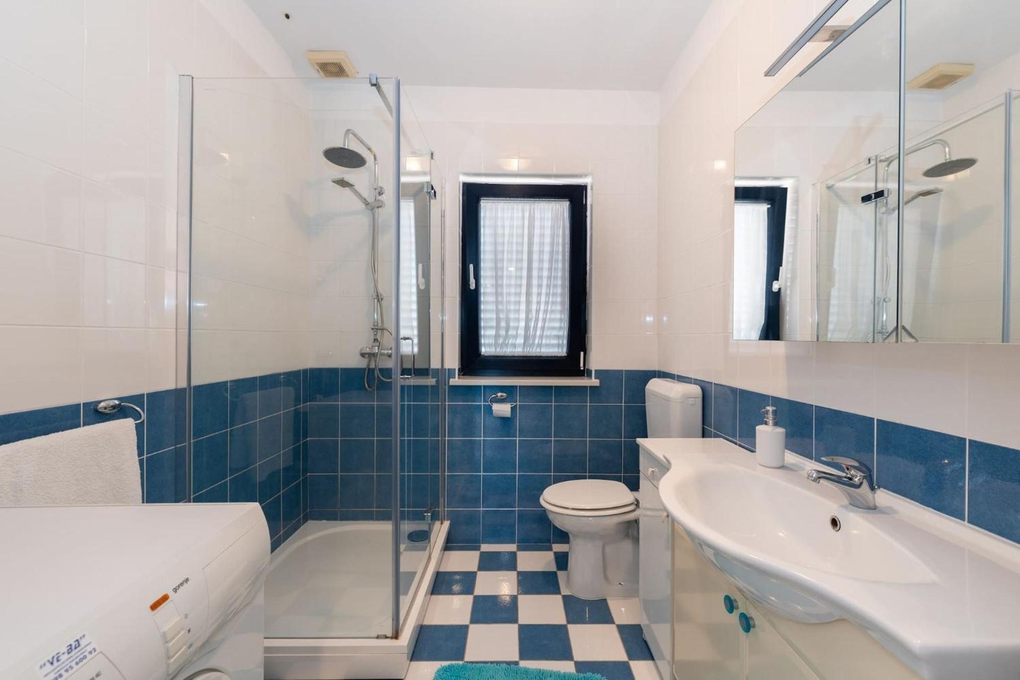 Holiday Home Alis Лабин Экстерьер фото
